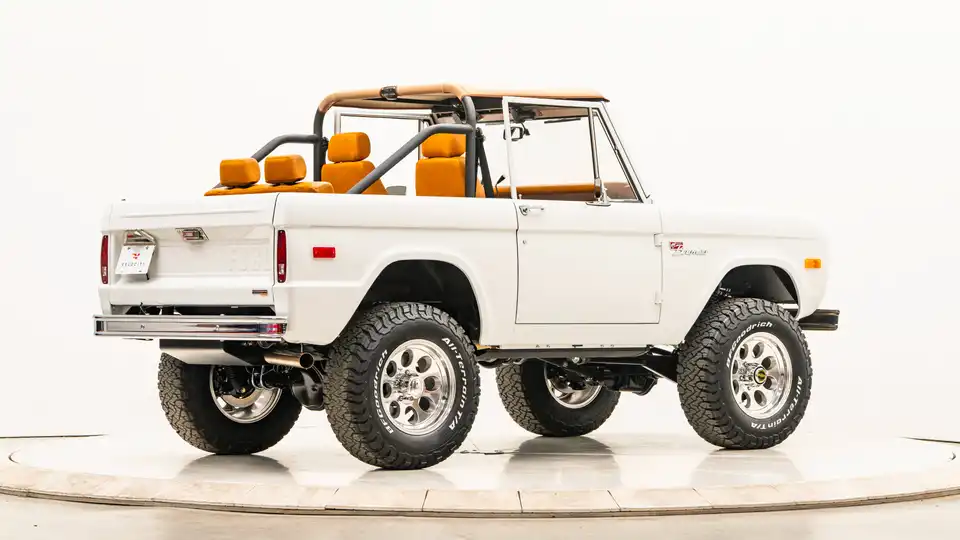 1971 Classic Ford Bronco_9 Passenger Side Rear 3 (1)