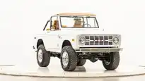 1971 Classic Ford Bronco_6 Passenger Side Front  (1)