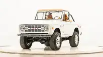 1971 Classic Ford Bronco_4 Drivers Side Front  (1)