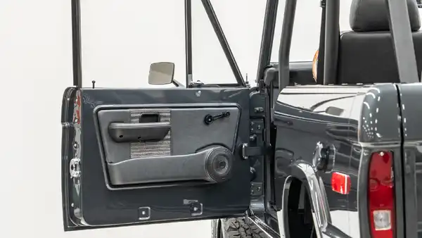 1967 Ford Bronco For Sale_20 Interior