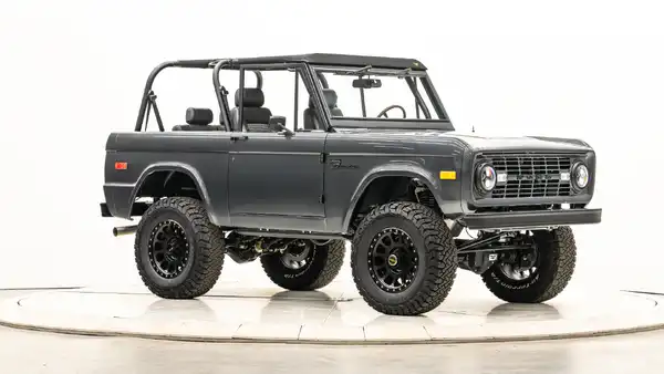 1973 Ford Bronco For Sale_7 Passenger Side Front  3.4 (1)