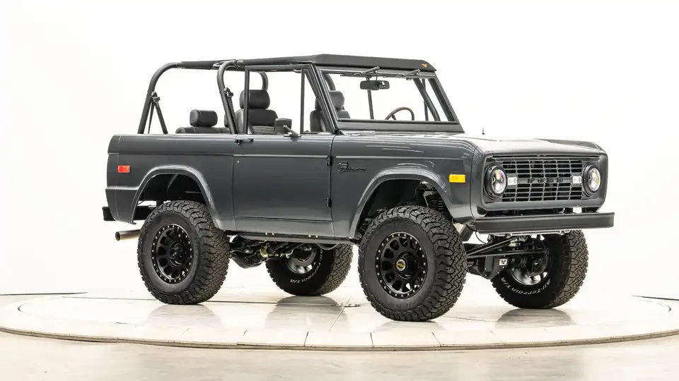 1973 Ford Bronco For Sale_7 Passenger Side Front  3.4 (1)
