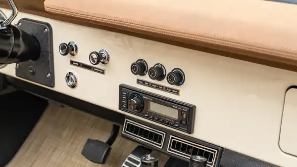 1970 Classic Ford Bronco_20 Interior