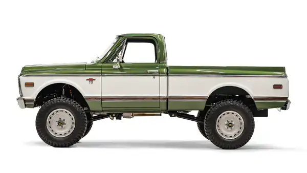 1971 Classic Chevy K10_2 Drivers Side 
