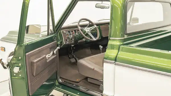 1971 Classic Chevy K10_20 Interior