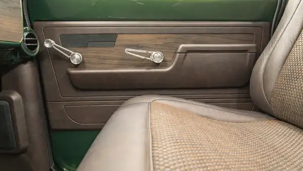 1971 Classic Chevy K10_19 Interior