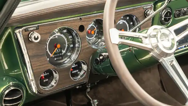 1971 Classic Chevy K10_15 Dakota Digital Gauges