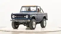 1976 Classic Ford Bronco_4 Drivers Side Front 