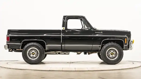 1978 Classic Chevy K10_8 Passenger Side