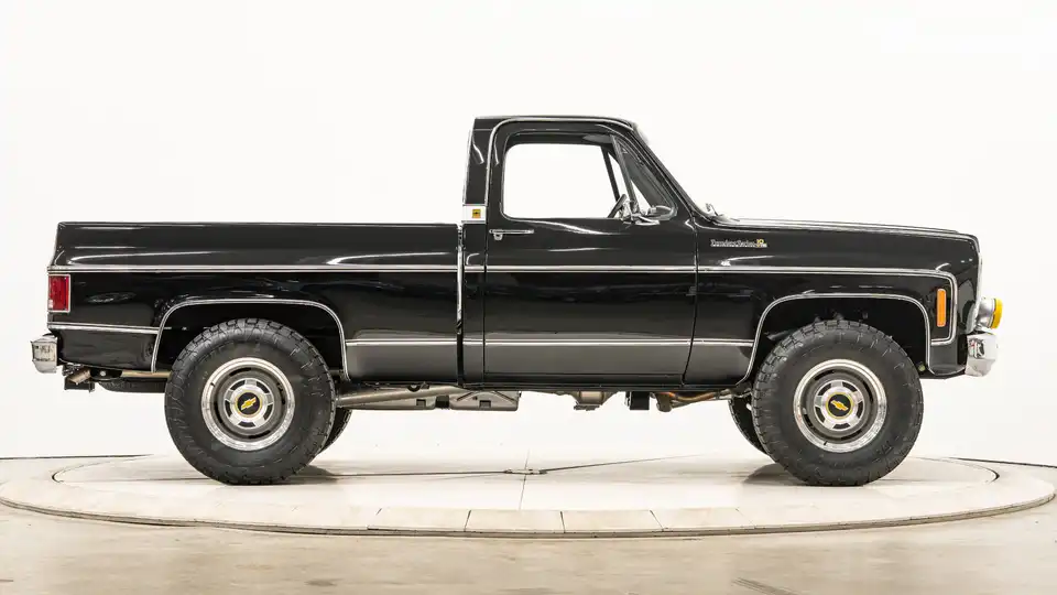 1978 Classic Chevy K10_8 Passenger Side