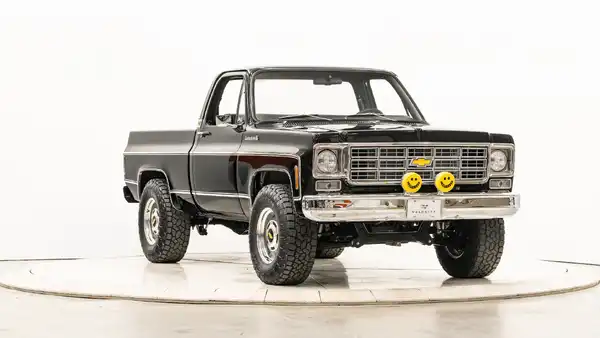 1978 Classic Chevy K10_6 Passenger Side Front 