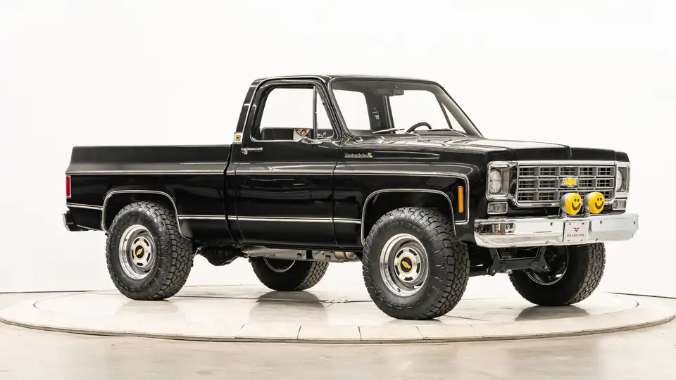 1978 Classic Chevy K10_7 Passenger Side Front  3.4