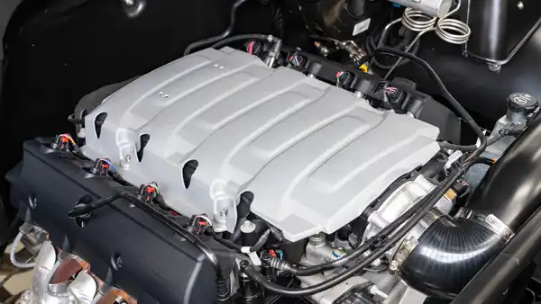 1978 Classic Chevy K10_28 V8 Coyote Engine