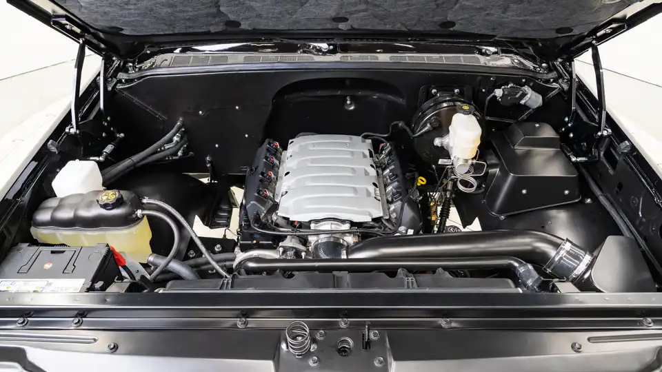 1978 Classic Chevy K10_26 5.0L Ford Coyote Engine