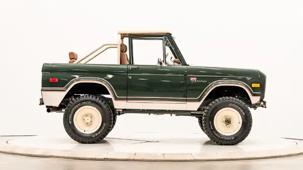 1967 Classic Ford Bronco_8 Passenger Side