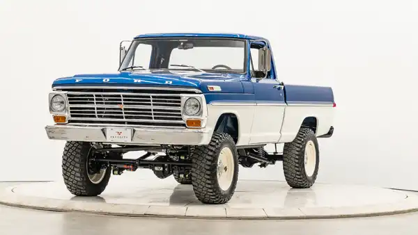 1968 Classic Ford F150_4 Drivers Side Front 
