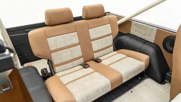 1974 Classic Ford Bronco_16 Rear Interior