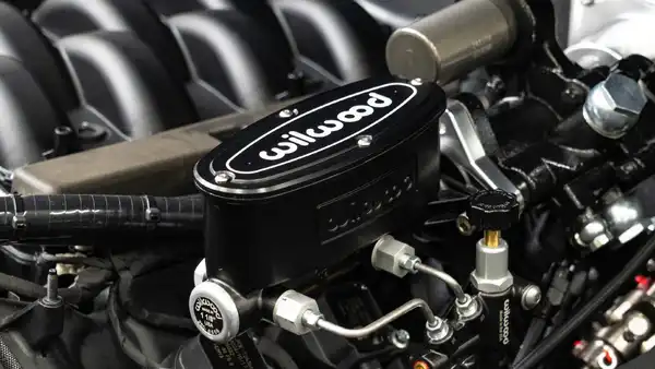 1974 Classic Ford Bronco_28 V8 Coyote Engine