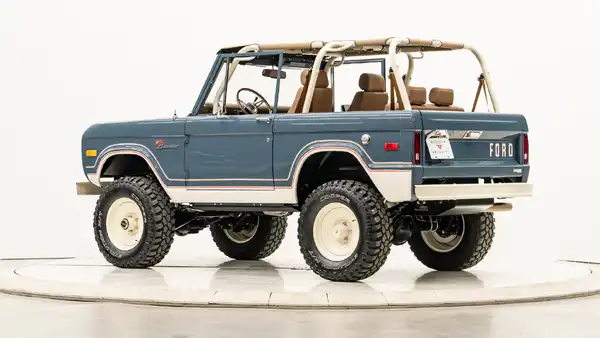 Classic Ford Bronco_13 Driver Side Rear 3.4