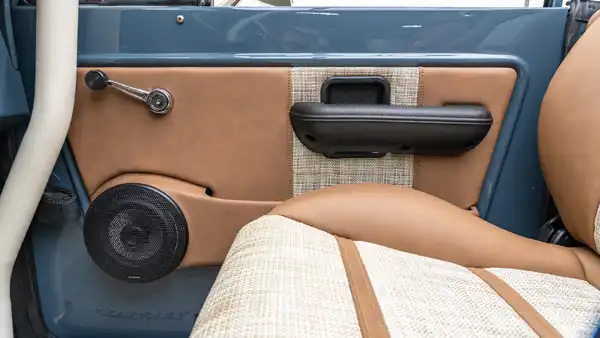 Classic Ford Bronco_22 Interior