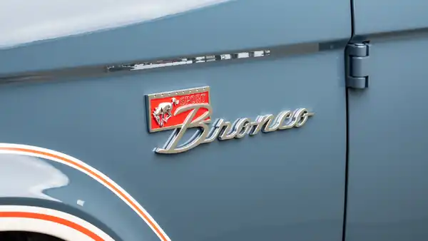 Classic Ford Bronco_25 Exterior 