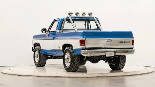 1977 Chevy K10_12Driver Side Rear (1)