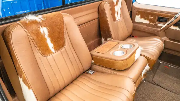 1977 Chevy K10_16 Rear Interior (1)