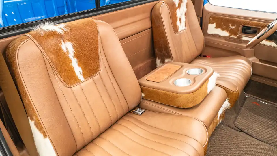 1977 Chevy K10_16 Rear Interior (1)