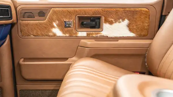 1977 Chevy K10_20 Interior (1)