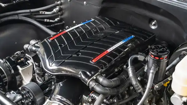 1977 Chevy K10_27 Ford Coyote Engine (1)