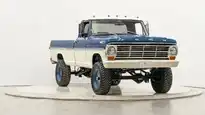 1972 Classic Ford F250_6 Passenger Side Front 