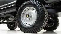 1972 Classic Ford Bronco_Lifestyle