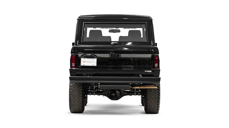 1974 Classic Ford Bronco_11 Rear Tailgate