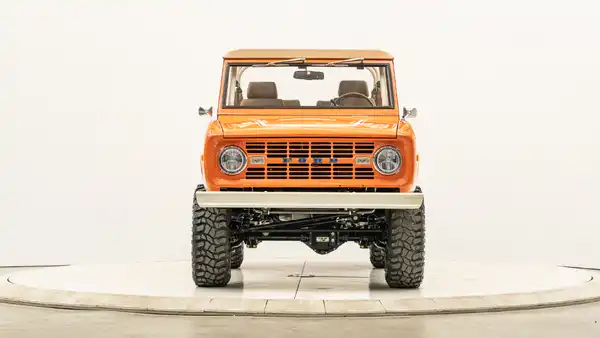 1973 Classic Ford Bronco_5 Front