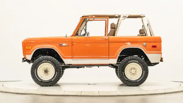 1973 Classic Ford Bronco_2 Drivers Side 