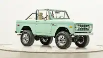 1977 Classic Ford Bronco_7 Passenger Side Front  3.4