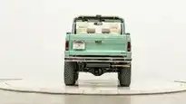 1977 Classic Ford Bronco_11 Rear Tailgate