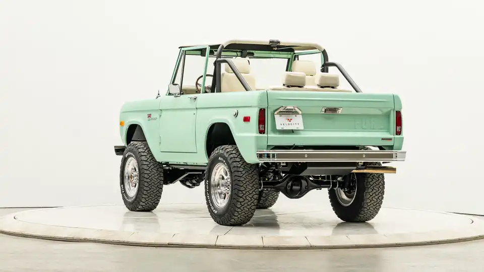 1977 Classic Ford Bronco_12Driver Side Rear