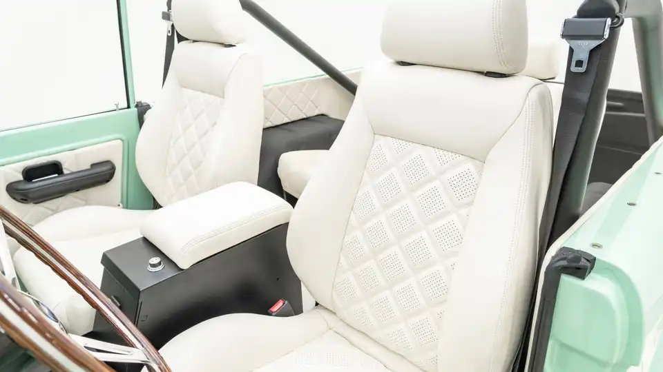 1977 Classic Ford Bronco_22 Interior