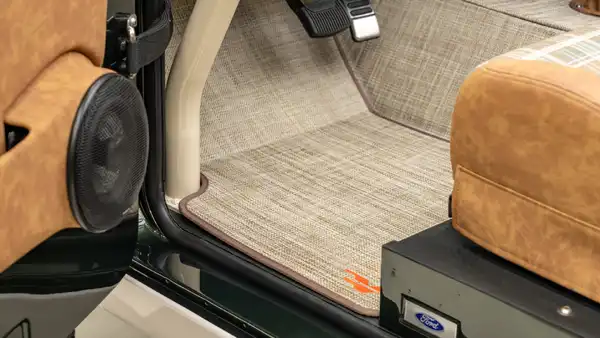 1971 Classic Ford Bronco_17 Front Interior