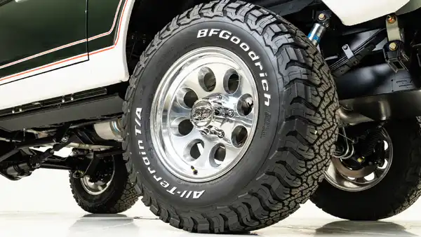 1971 Classic Ford Bronco_Exterior  Copy 2