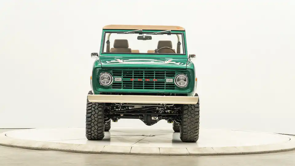 1966 Classic Ford Bronco_5 Front