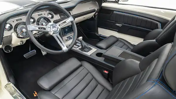 1968 Classic Ford Mustang_14 15 Driver Side Interior