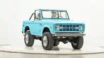 1971 Classic Ford Bronco_6 Passenger Side Front 