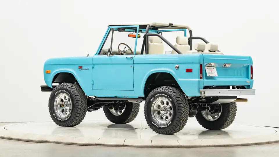 1971 Classic Ford Bronco_13 Driver Side Rear 3.4
