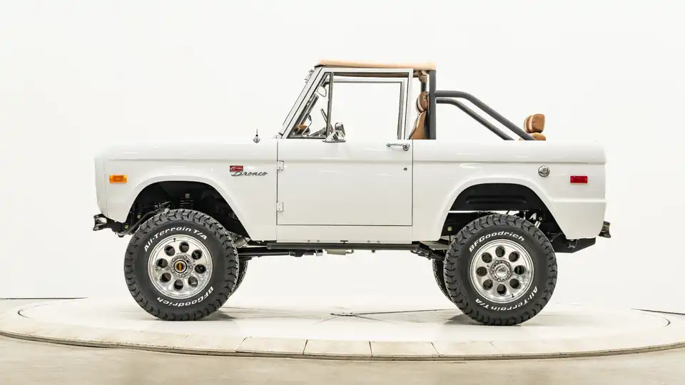 1955 Classic Ford Bronco_2 Drivers Side 