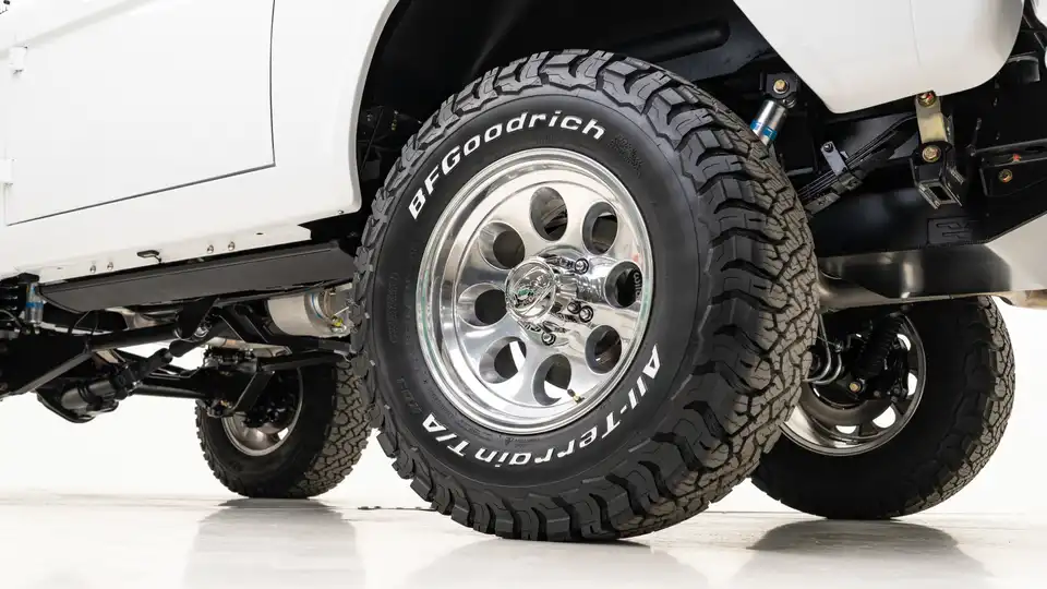 1955 Classic Ford Bronco_25 Exterior 