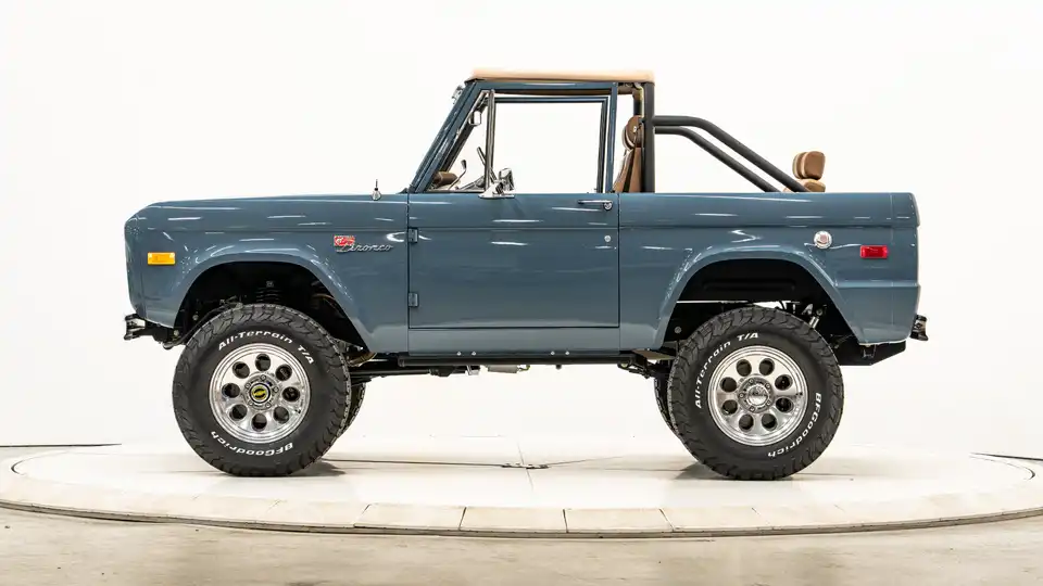 1970 Classic Ford Bronco For Sale_2 Drivers Side 