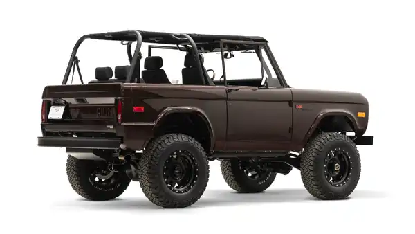 1968 Classic Ford Bronco_9 Passenger Side Rear 3