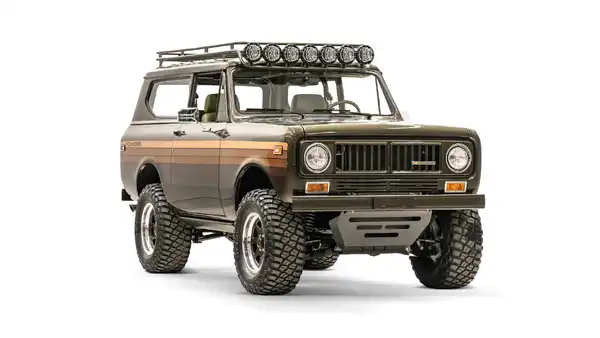 1973 International Scout II_6 Passenger Side Front 